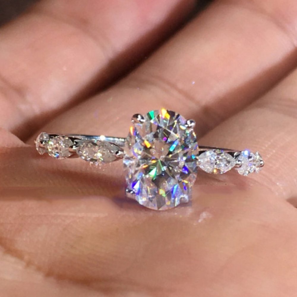 NEW 925 Silver Oval Diamond Engagement Ring 15 - Picture 1 of 8